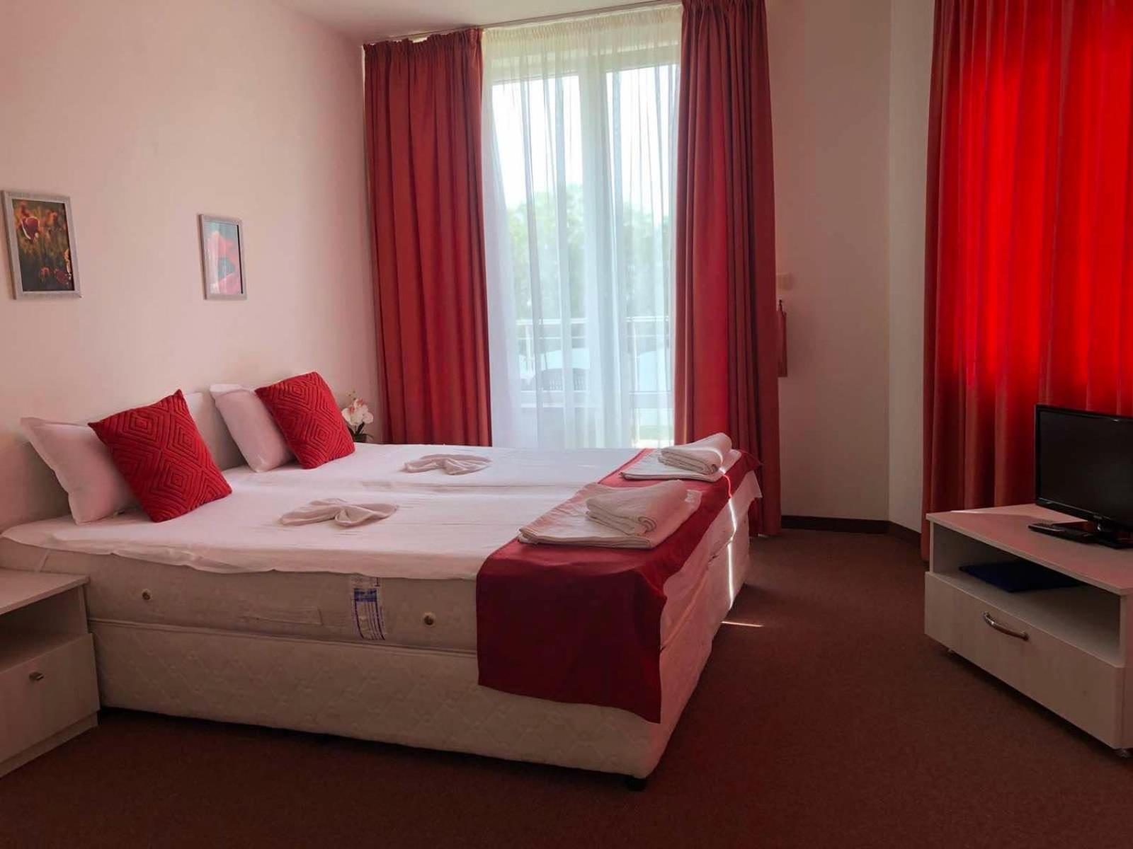 Complex Pika Hotel โกลเดน แซนส์ ห้อง รูปภาพ